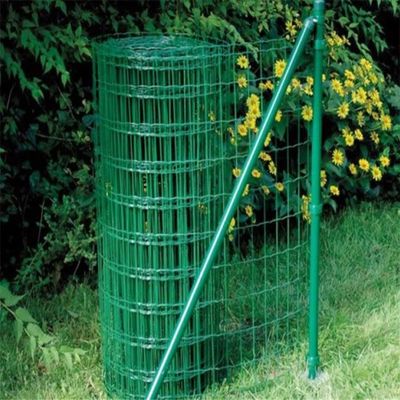 ยุโรปมาตรฐาน 2.0-4.0mm สาย welded รั้วหลังบ้าน รั้ววินิลเคลือบสาย Mesh