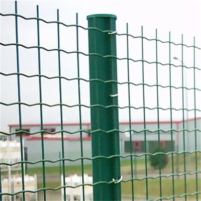 Holland Fence Wire Mesh Roll ผ้าม่านยูโร PVC เขียว สําหรับสวน, ฟาร์ม และการป้องกันทาง