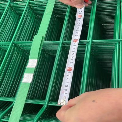 PVC ปกแต่ง 3D โค้ง welded สายไหม Mesh รั้ว Eco Friendly 2m 2.5m ความยาว