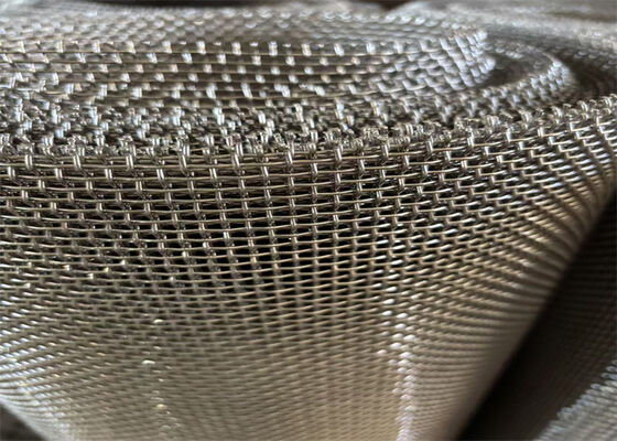 ทนต่อความร้อน 310S สแตนเลส Crimped Wire Mesh ด้วย 2 × 2 มิลลิเมตร 4 × 4 มิลลิเมตร 5 × 5 มิลลิเมตรรูสําหรับการใช้งานเตาอบอุณหภูมิสูง