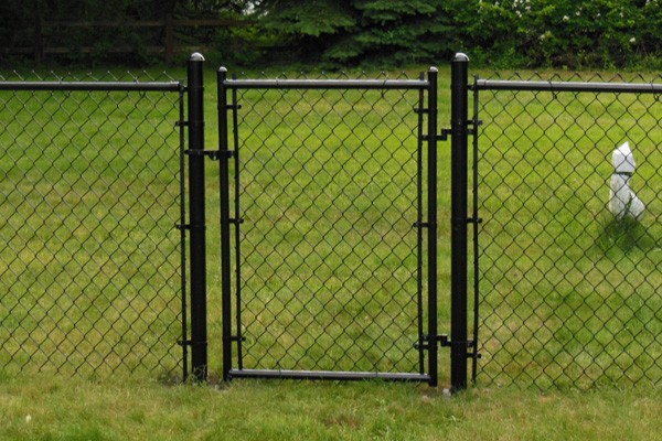 100ft 50ft 8ft 6 Ft แกลวนิเซียม Chain Link Fence รอลล์ 2.0mm Cyclone Mesh Fencing 2
